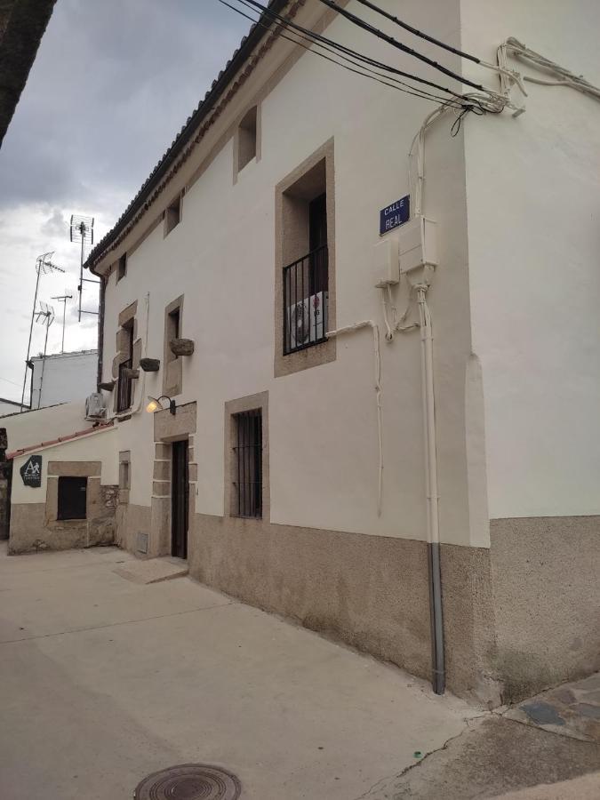 Albergue Turistico "San Blas" De Oliva De Plasencia Εξωτερικό φωτογραφία