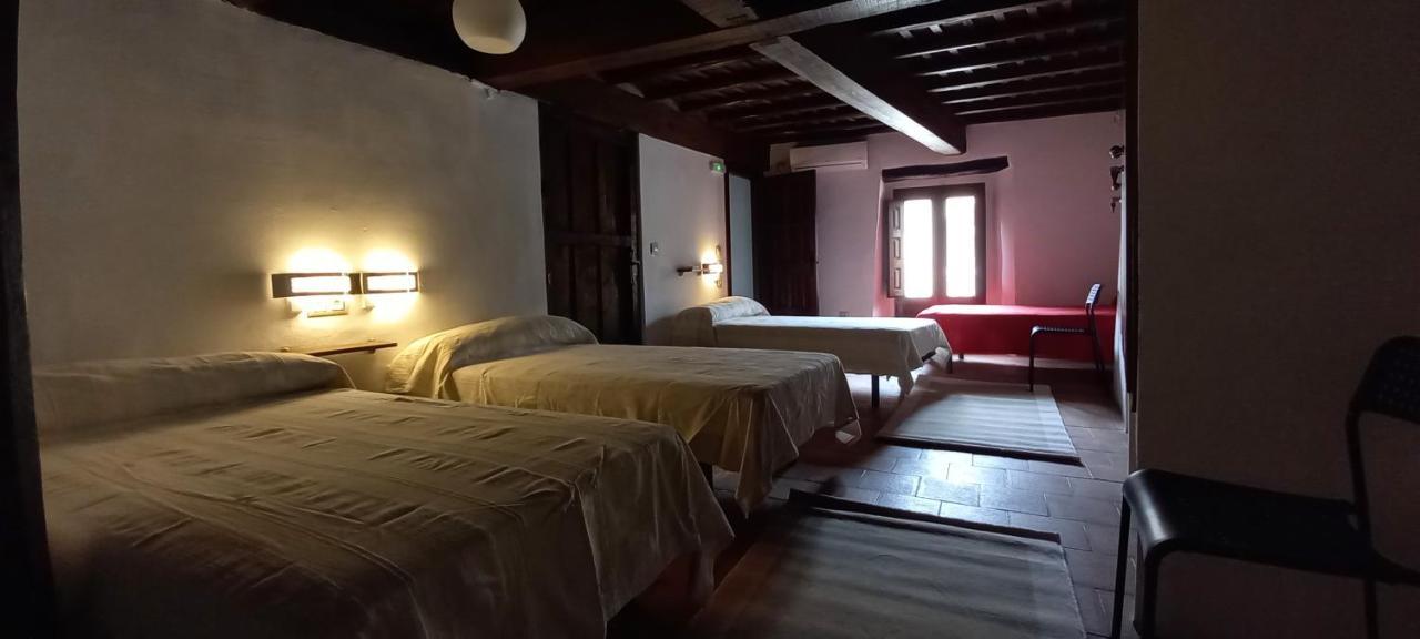 Albergue Turistico "San Blas" De Oliva De Plasencia Εξωτερικό φωτογραφία